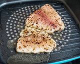Foto langkah ke 3 dari resep Grilled Steak Dory.