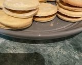 Foto del paso 5 de la receta: Alfajores de Maicena 😋