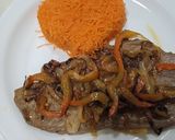 Foto del paso 3 de la receta: Churrasco con zanahoria, cebollas y morrón