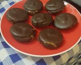 Foto del paso 2 de la receta: Chocolate de alfajores 😁