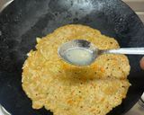 A picture of step 4 of Lauki paratha.