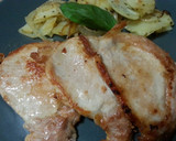 Foto del paso 4 de la receta: Lomo de cerdo con salsa de espárragos y albahaca