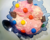 A picture of step 9 of Dates ice cream.