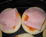 Foto del paso 2 de la receta: Pizettas para hacer con los niños