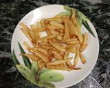 A picture of step 7 of Veg sizzler of sehezwan hakka noodles with sauteed vegetable.