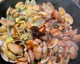 หอยลายผัดพริกเผา วิธีทำสูตร 3 รูป