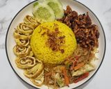 Foto langkah ke 4 dari resep Nasi Kuning Simple (Rice Cooker).