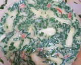 A picture of step 2 of Chinese Omellete.