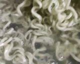 Foto langkah ke 3 dari resep Mie Goreng Terbang.