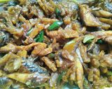 Foto langkah ke 4 dari resep Kering pindang Tempe pedas manis.