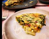Foto del paso 5 de la receta: Tortilla de cecina, chips de patatas y acelgas