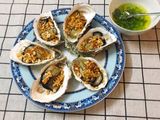 Hàu nướng mỡ hành và hàu nướng phô mai