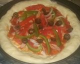 A picture of step 3 of Chicken,vegetable and cheese pizza.