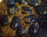 A picture of step 1 of Stuffed Eggplant and Peas & Mushroom with Chapati.