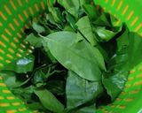 Foto langkah ke 1 dari resep Daun Melinjo Tumis Tahu Pete.