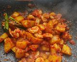 Foto langkah ke 7 dari resep Balado udang kentang.