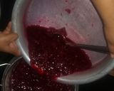 A picture of step 6 of Pulpy black grape juice.