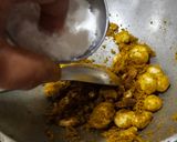 A picture of step 3 of Dhaniya Panjiri.