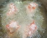 Foto del paso 3 de la receta: Buñuelos de tomate sin gluten, sin lácteos, sin huevos