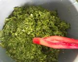 Foto langkah ke 2 dari resep Sayur Daun Ubi Tumbuk & Sambel Teri Kecombrang.