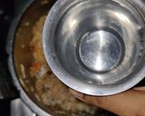 பிளைன் குஸ்கா இன் பிரஷர் குக்கர் (Plain kushka recipe in tamil) ரெசிபி ஸ்டேப் 9 புகைப்படம்