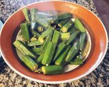 ભીંડી દો પ્યાઝા(Bhindi Do Pyaza Recipe In gujarati) રેસીપી સ્ટેપ1ફોટો