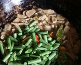 Foto langkah ke 2 dari resep Buncis bakso saus tiram.