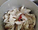Hình bước làm 2 của món Nấm xào chay 🍄🍄🍄