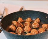 Hình bước làm 5 của món Spaghetti thịt viên