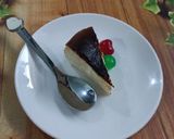 Foto langkah ke 7 dari resep Basque Burnt Cheesecake.