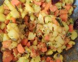 A picture of step 8 of Aloo carrot fry.