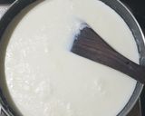 A picture of step 2 of Anjeer Kaju Doodh Paak.