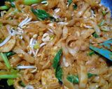 Foto langkah ke 6 dari resep Kwetiau Goreng Pedas.