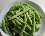 Hình bước làm 1 của món Đậu que xào hành lá