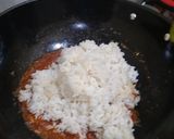 Foto langkah ke 4 dari resep Nasi Goreng Sarden.