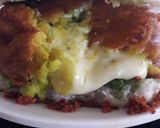 A picture of step 9 of Cheesy Vada Pav.