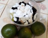 Foto langkah ke 1 dari resep Es jeruk peras campur.