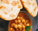 சன்னா பட்டூரா(மிக ஈஸியான,ஹோட்டல் ஸ்டைல்) ரெசிபி ஸ்டேப் 1 புகைப்படம்