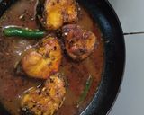 A picture of step 3 of Panchforon rui bhuna.