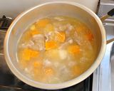 A picture of step 4 of Pork Rib and Vegetable Soup.