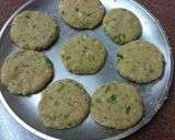 A picture of step 2 of Patoto sprouts tikki.