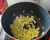 Foto langkah ke 4 dari resep Sup Tomat Wortel.