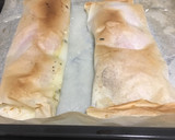 Foto del paso 3 de la receta: Bacalao en papillote con queso feta, hierbabuena y tomate