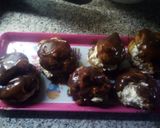 A picture of step 7 of Chocolate Choux Buns.