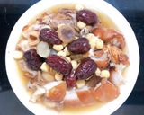 Hình bước làm 1 của món Chân giò hầm táo đỏ