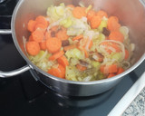 Foto del paso 4 de la receta: Albóndigas en salsa de zanahoria y puerro, acompañado de arroz