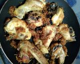 Foto langkah ke 6 dari resep Ayam serundeng manis khas Jawa.