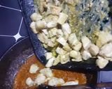 A picture of step 5 of Chicken Kosha Masalah.