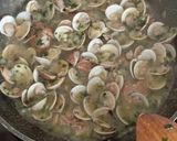 Foto del paso 4 de la receta: Almejas a la marinera! 😋