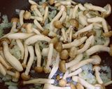 本菇肉醬意粉的食譜步驟1照片